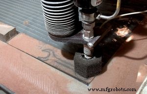 Wasserstrahlschneiden: Funktionsweise einer hitze-freien, präzisen Schneidtechnologie