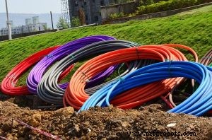 Was ist Glasfaserkabel? Kompletter Leitfaden zu High-Speed-Datenübertragung