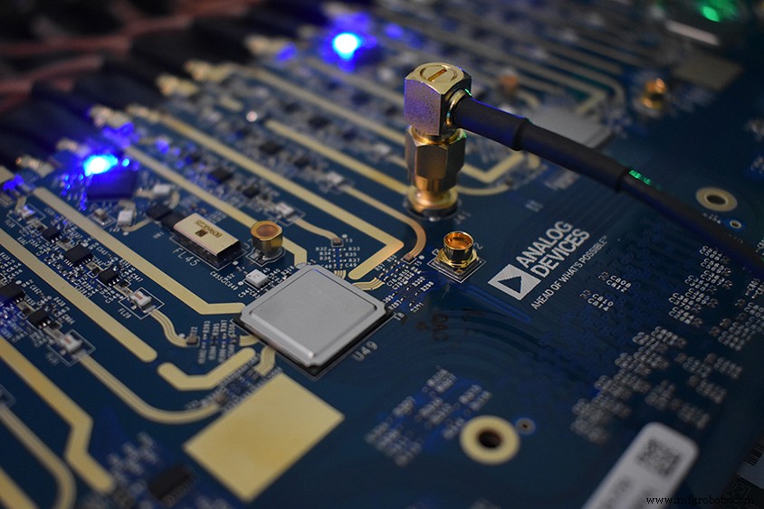 Power-Up Phasendeterminismus mit PLL-Synthesizern und System-Level-Kalibrierung sicherstellen