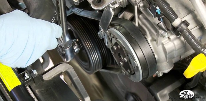 Zulässige Riemen-Arbeitsspannungen für Synchronriemenantriebe berechnen