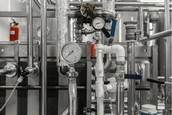 Echtzeitdaten für präzise Steuerung moderner Industriesysteme nutzen
