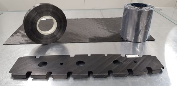 Thermoplastische Composites wählen: PEEK, PEKK, PAEK & Continuous Compression Molding