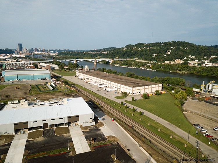 IAM Robotics eröffnet neues HQ & Innovation Center in Pittsburghs Robotics Row