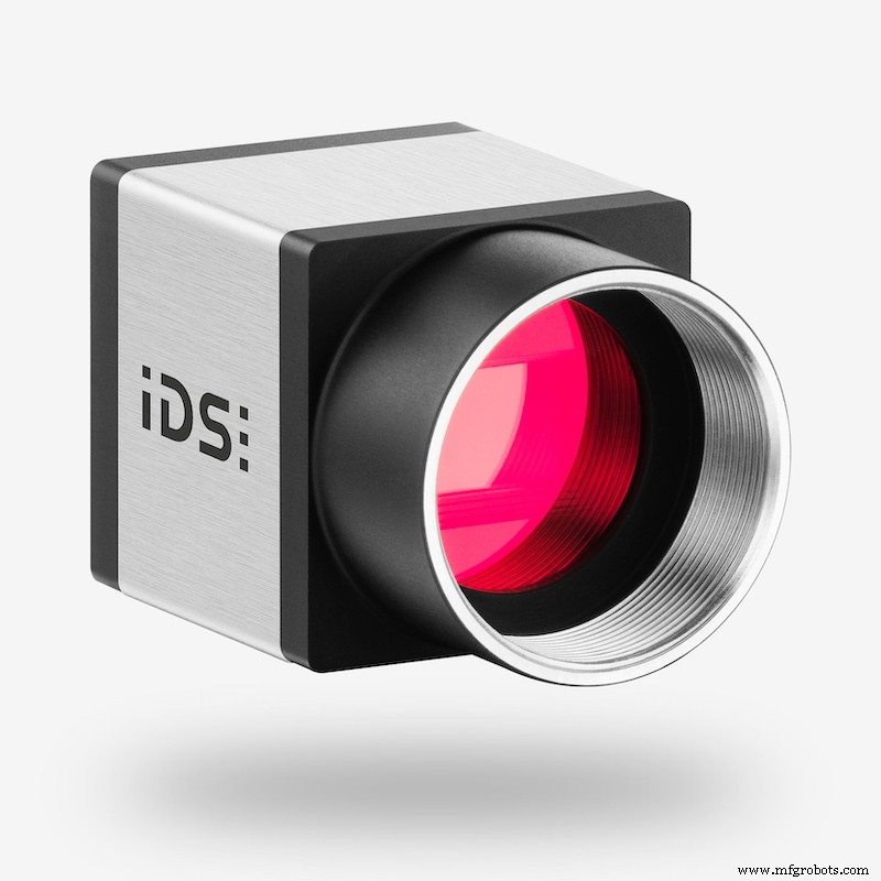 IDS bringt KI-gestütztes Kamerasystem für präzise Kappeninspektion in der Getränke- und Flaschenindustrie