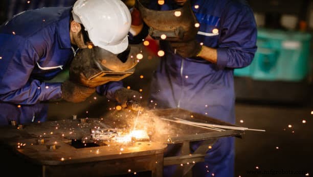 Blechschweißen: Techniken, Vorteile & Expertentipps