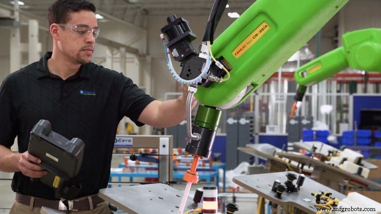 Kollaborative Roboter: Echte Lösungen für den Fachkräftemangel in der Fertigung
