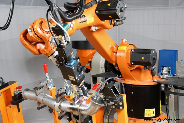 KUKA-Schweißroboter liefern unübertroffene Präzision in der Textilfertigung